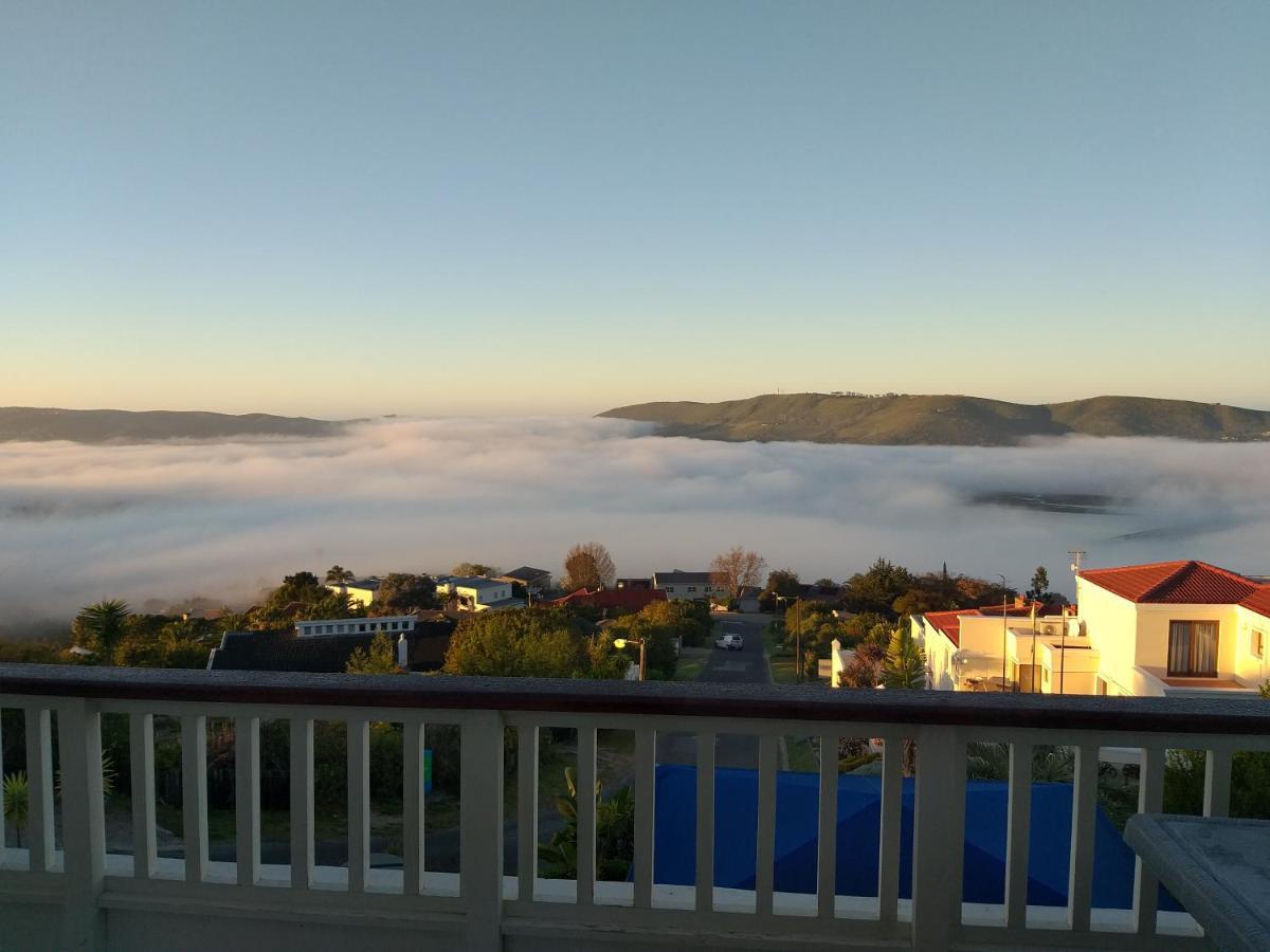 Blue Oyster Bed And Breakfast Knysna Bagian luar foto